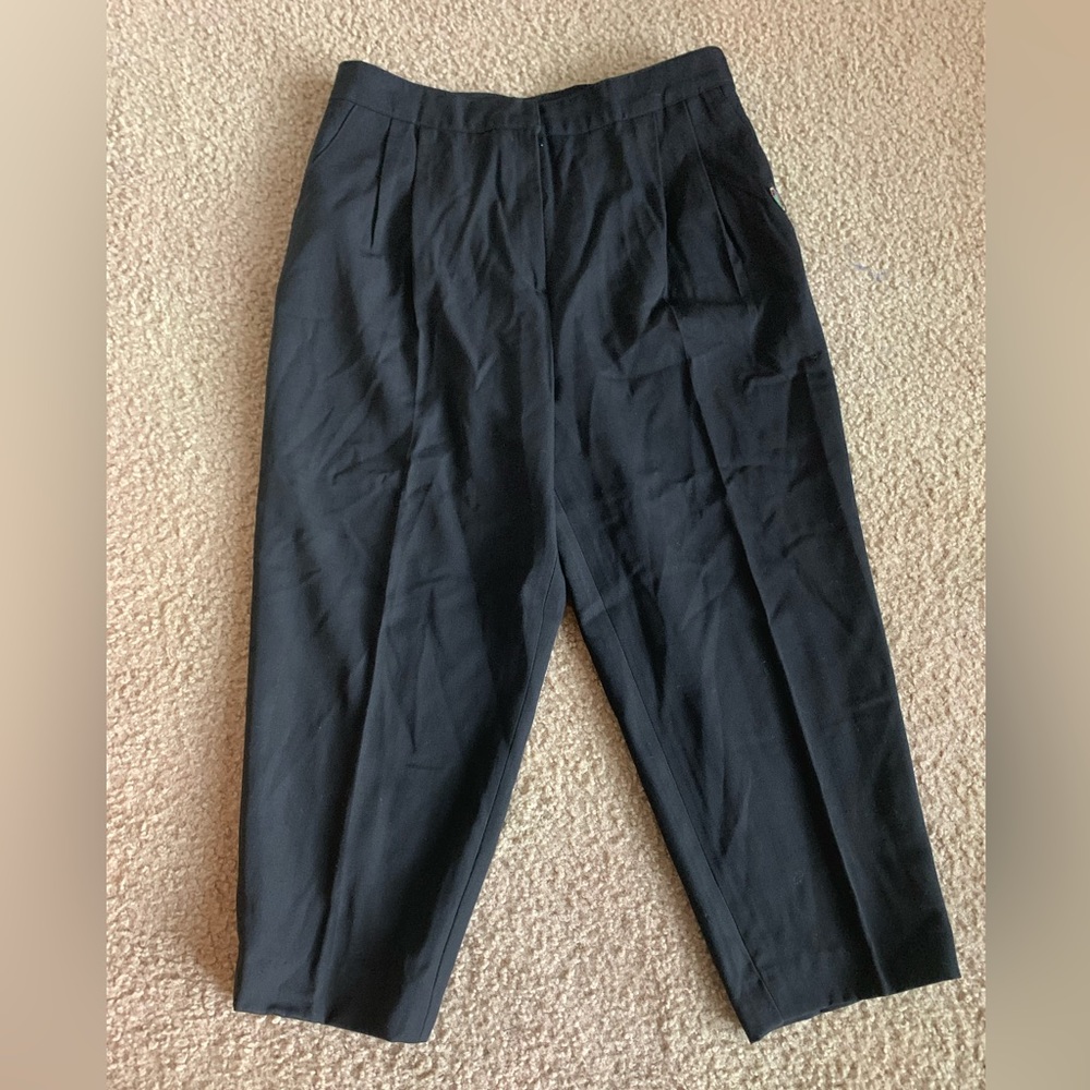 Black 3 quarter pant